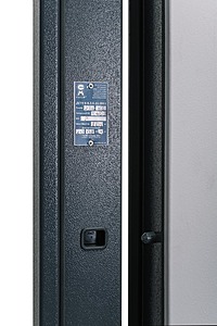 Вхідні двері Komfort+ з потрійним притвором